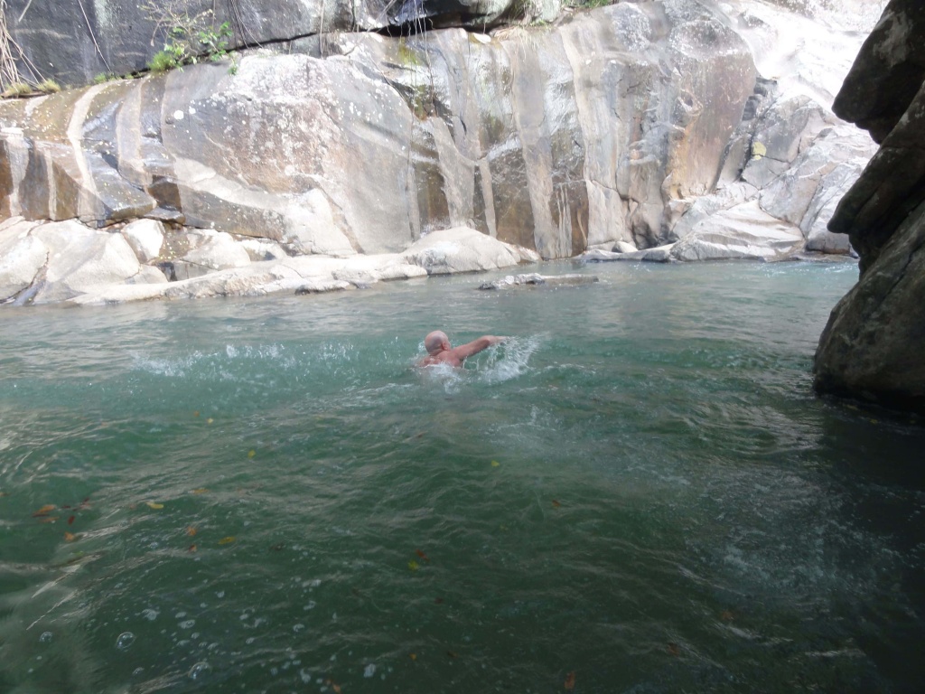 Phượt suối Ba Hồ Điểm check in mới không thể bỏ qua khi đến Nha Trang 10