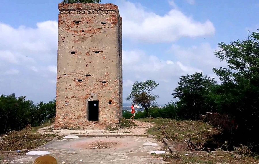 Khám Phá Lầu Ông Hoàng: Địa Điểm Du Lịch Phan Thiết Không Thể Bỏ Lỡ 28 lau ong hoang dia diem du lich phan thiet khong the bo qua 2