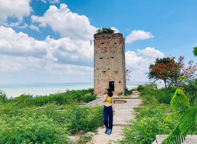 Khám Phá Lầu Ông Hoàng: Địa Điểm Du Lịch Phan Thiết Không Thể Bỏ Lỡ 32 lau ong hoang dia diem du lich phan thiet khong the bo qua 6